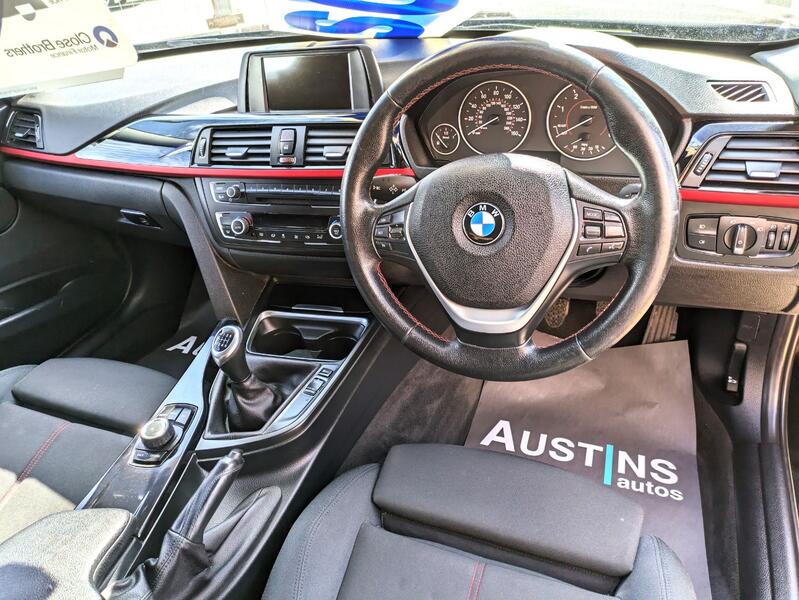 BMW 3 SERIES