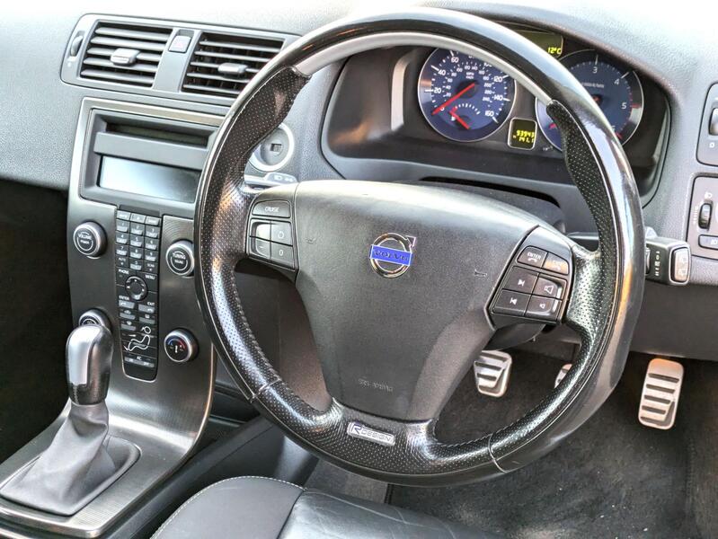 VOLVO C30