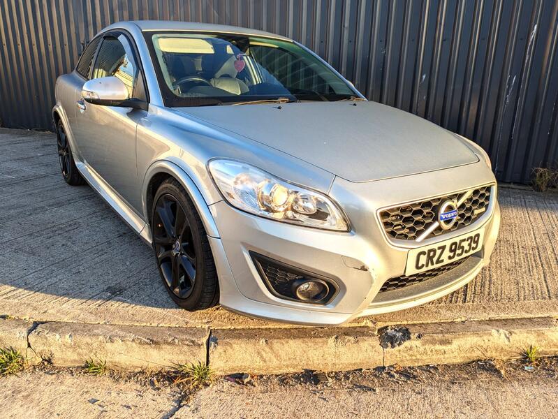 VOLVO C30