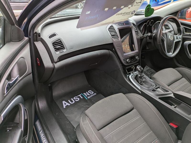 VAUXHALL INSIGNIA