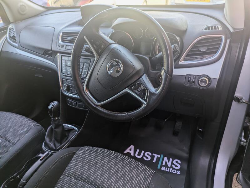 VAUXHALL MOKKA