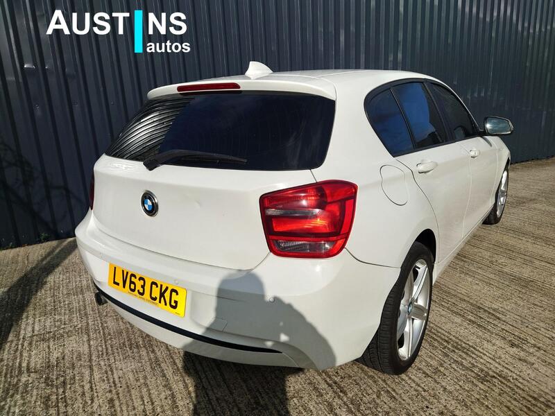 BMW 1 SERIES